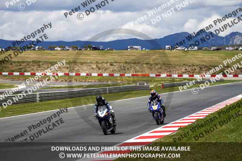 cadwell no limits trackday;cadwell park;cadwell park photographs;cadwell trackday photographs;enduro digital images;event digital images;eventdigitalimages;navarra;no limits trackdays;peter wileman photography;racing digital images;trackday digital images;trackday photos